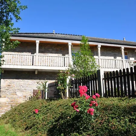 Casa Vilar De Holiday home Friol